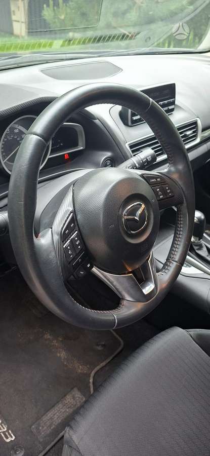 Mazda 3, 2.0 l., Седан