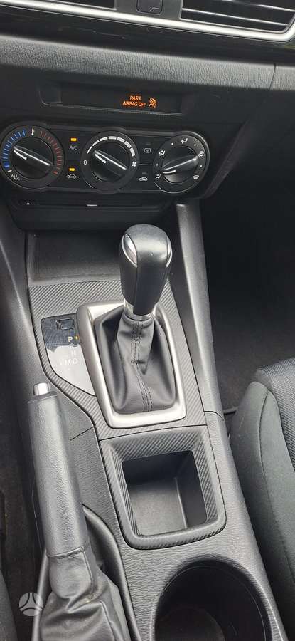 Mazda 3, 2.0 l., Седан