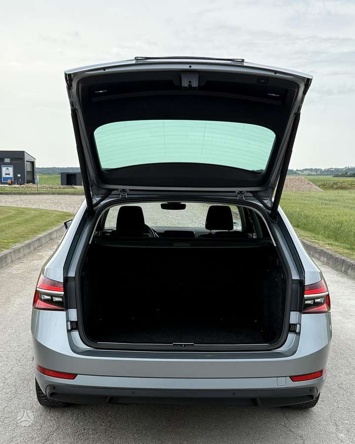 Skoda Superb, 2.0 l., Универсал