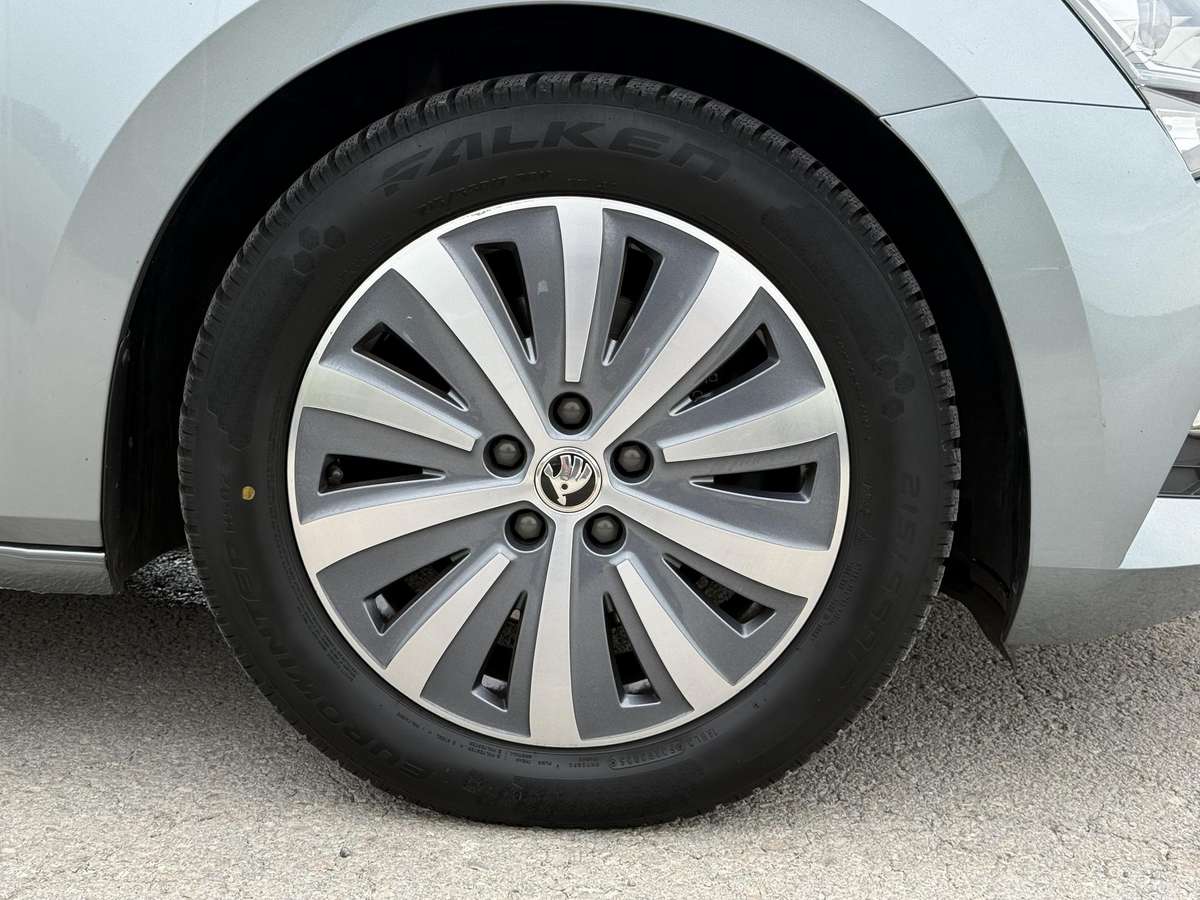 Skoda Superb, 2.0 l., Универсал