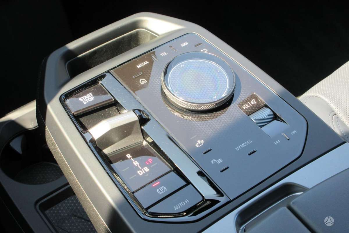 BMW iX, other
