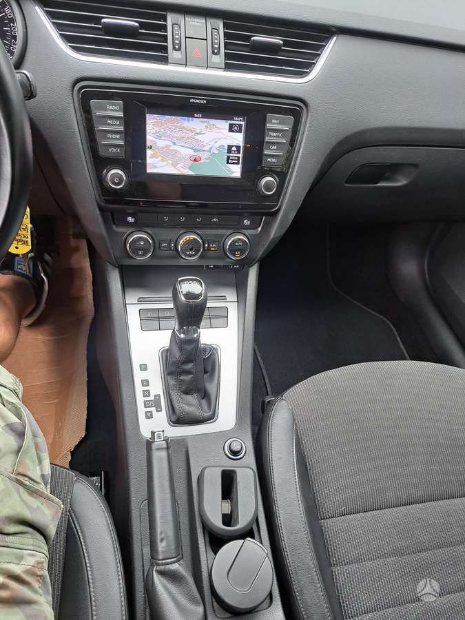 Skoda Octavia, 2.0 l., Хэтчбек