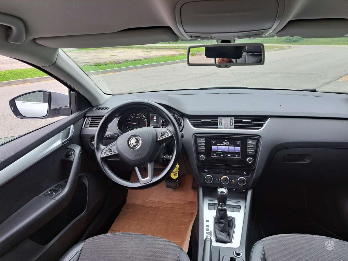 Skoda Octavia, 2.0 l., hatchback