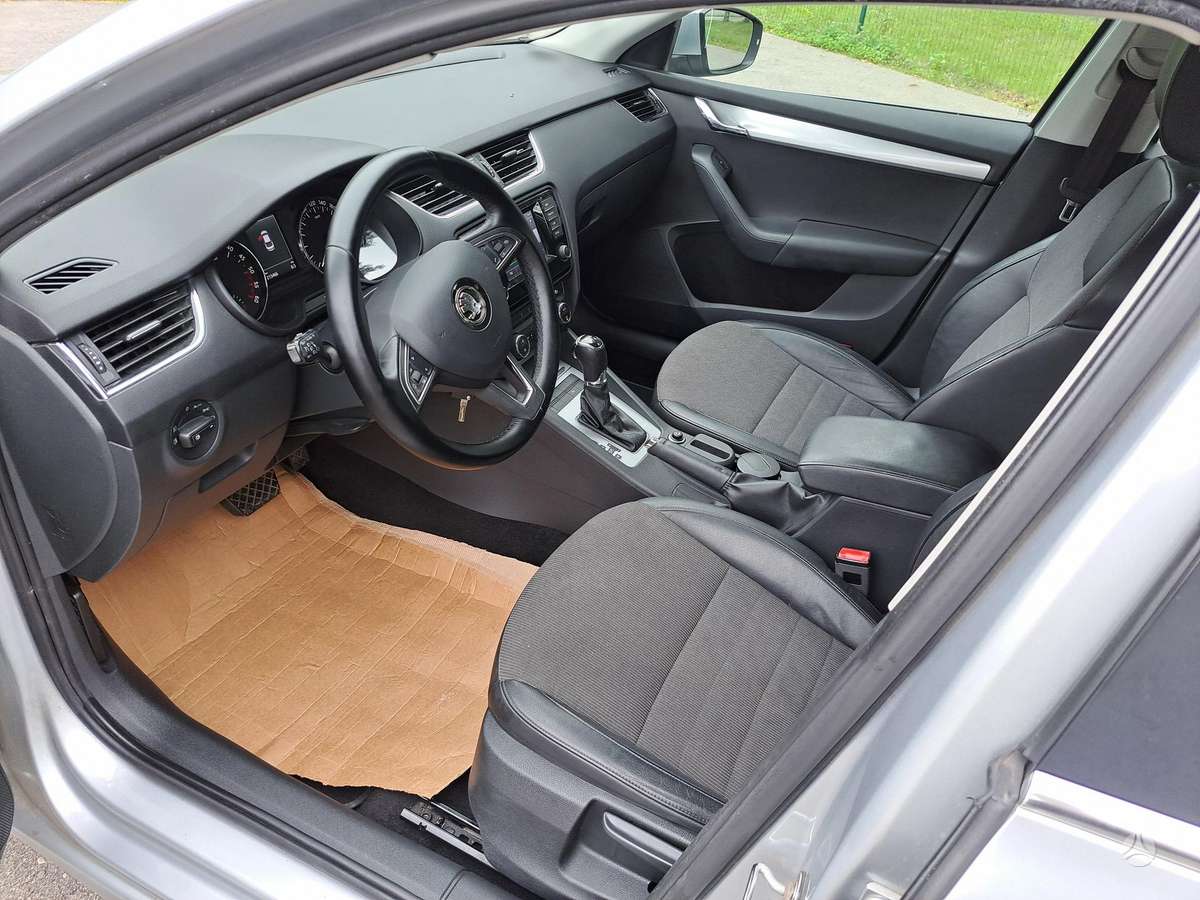 Skoda Octavia, 2.0 l., hatchback