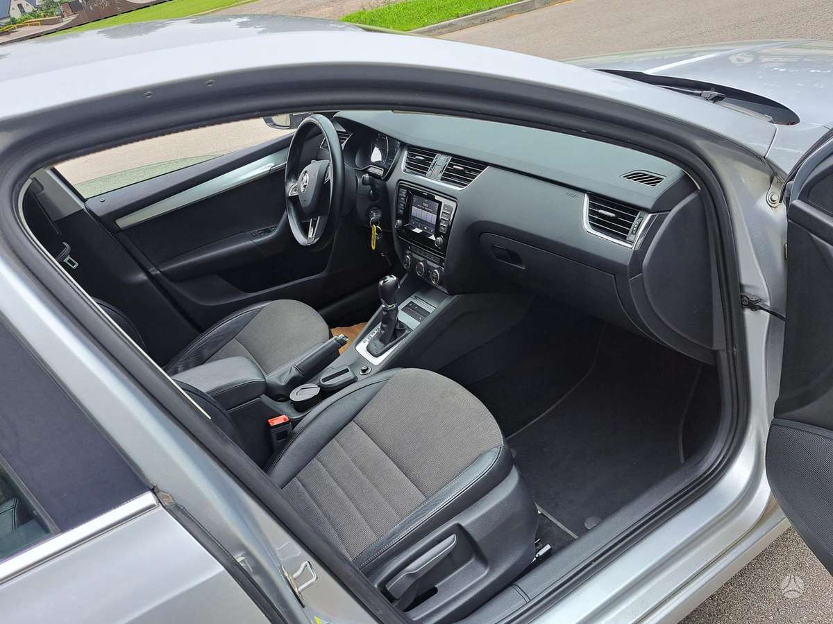 Skoda Octavia, 2.0 l., Хэтчбек