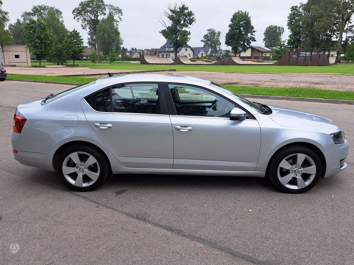 Skoda Octavia, 2.0 l., hatchback