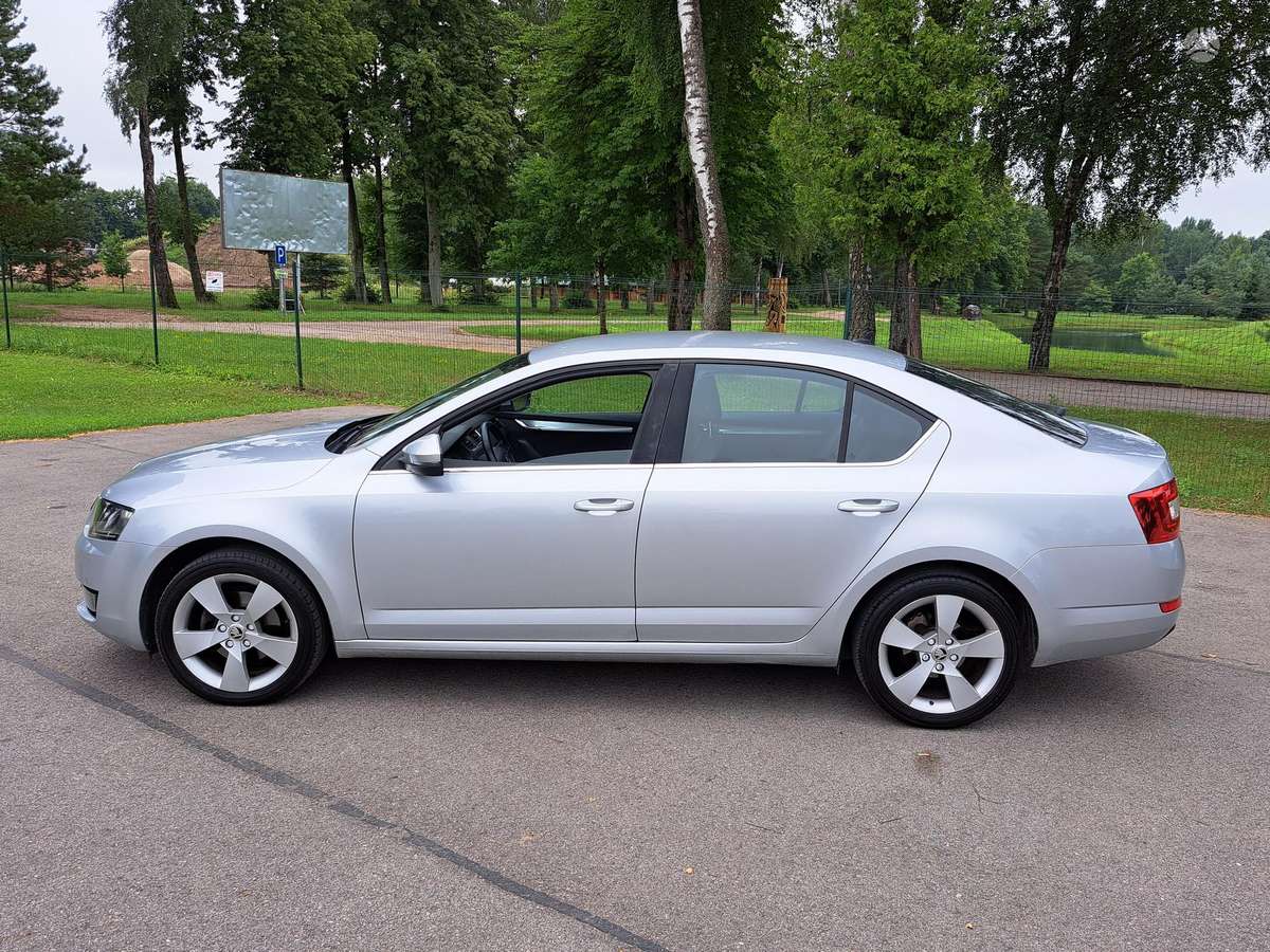 Skoda Octavia, 2.0 l., hatchback
