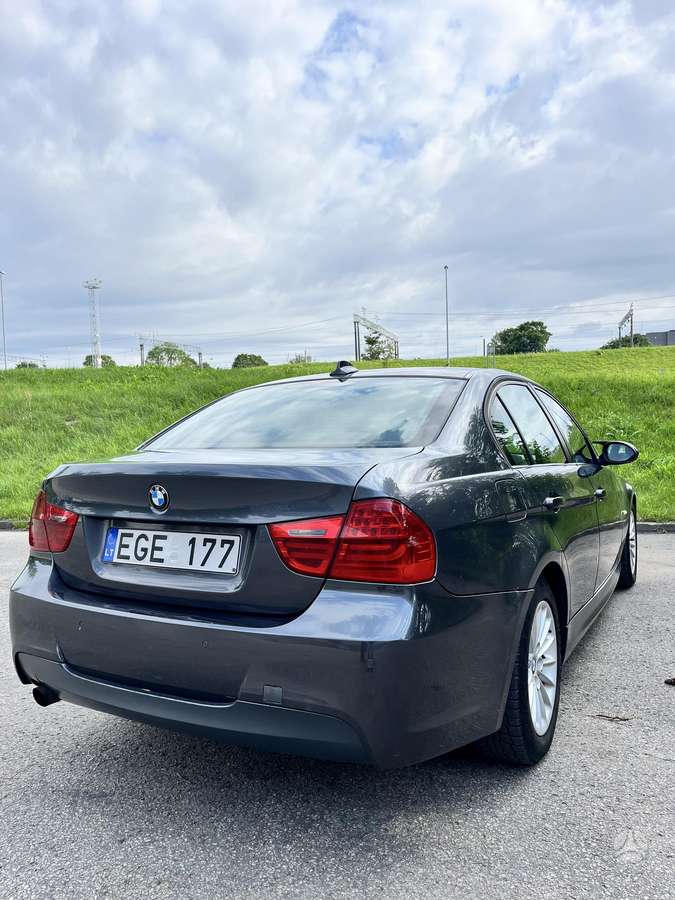 BMW 320, 2.0 l., Седан
