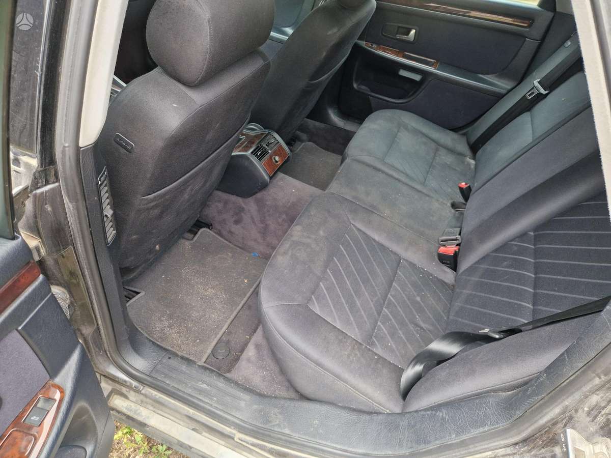 Audi A8, 2.8 l., Седан