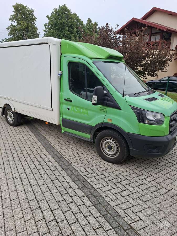 Ford Transit, preču