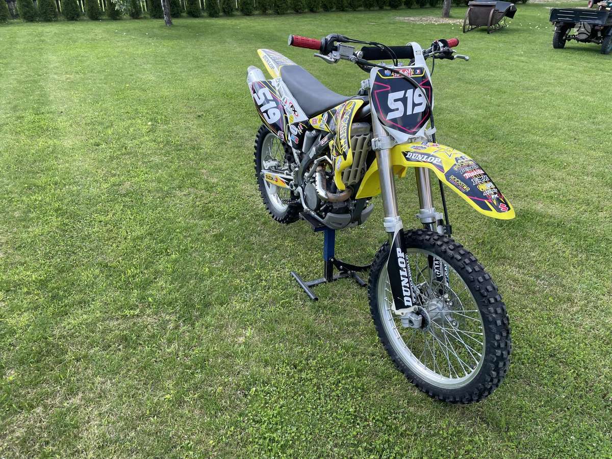 Suzuki RMZ 250cc, motocross