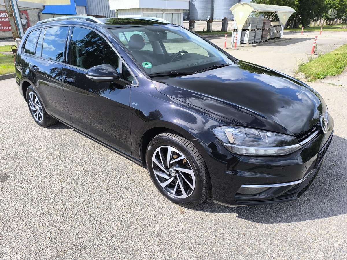 Volkswagen Golf - 7
