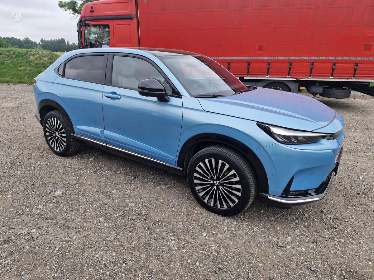 Honda e:Ny1, Минивэн