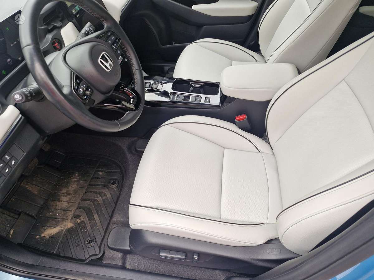 Honda e:Ny1, Минивэн