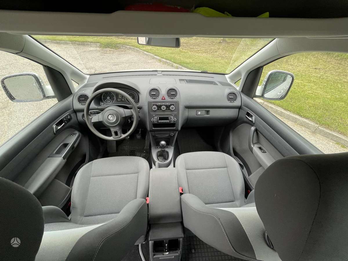 Volkswagen Caddy Maxi - 11
