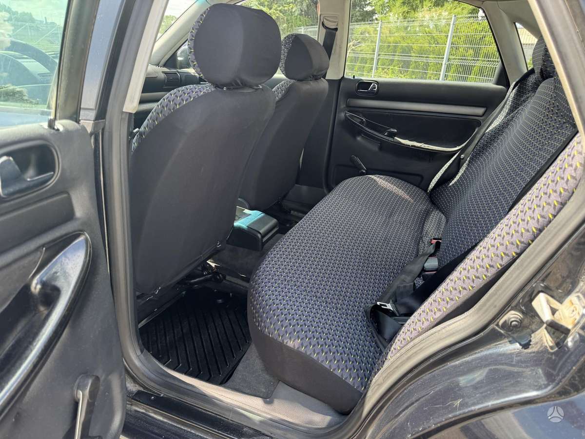 Audi A4, 1.8 l., Седан