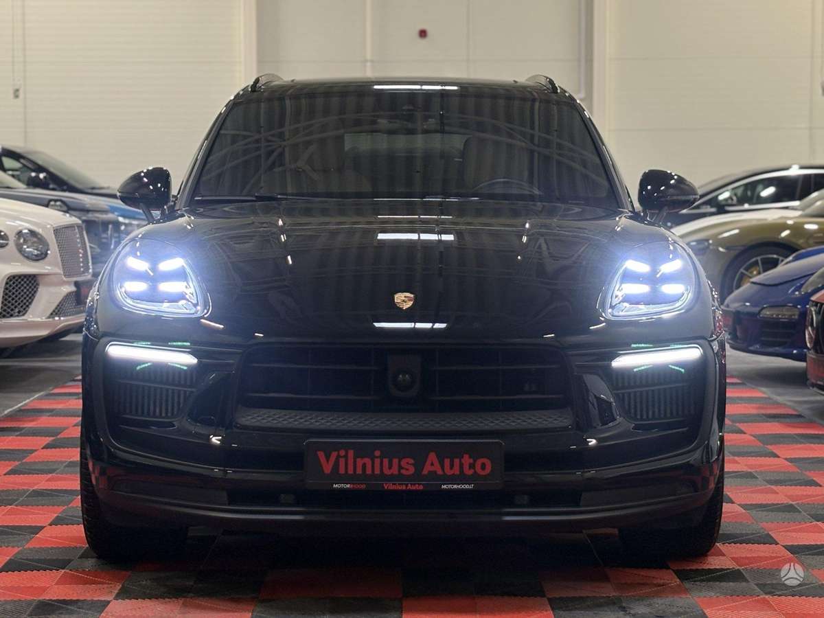 Porsche Macan - 2