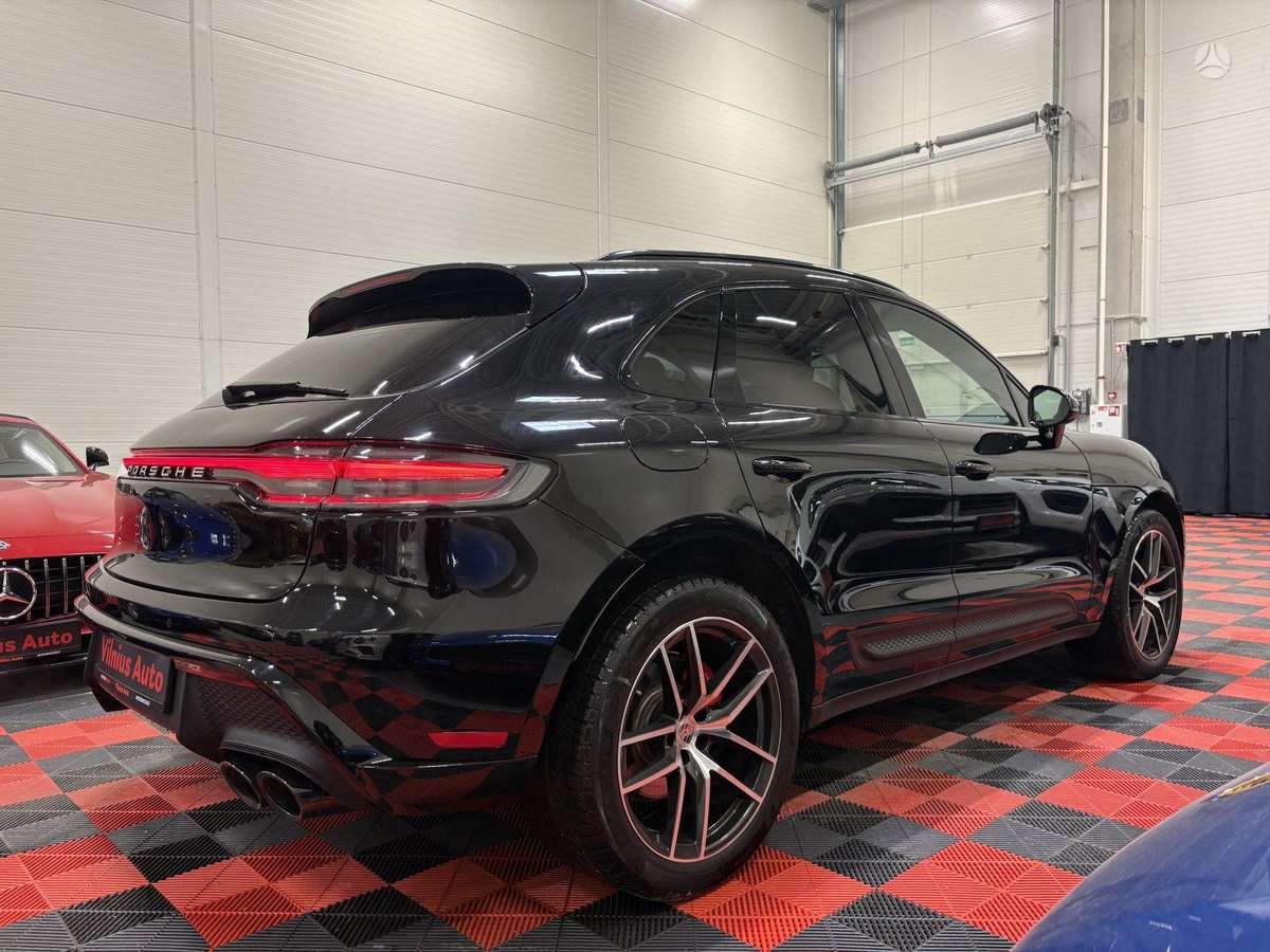 Porsche Macan - 4