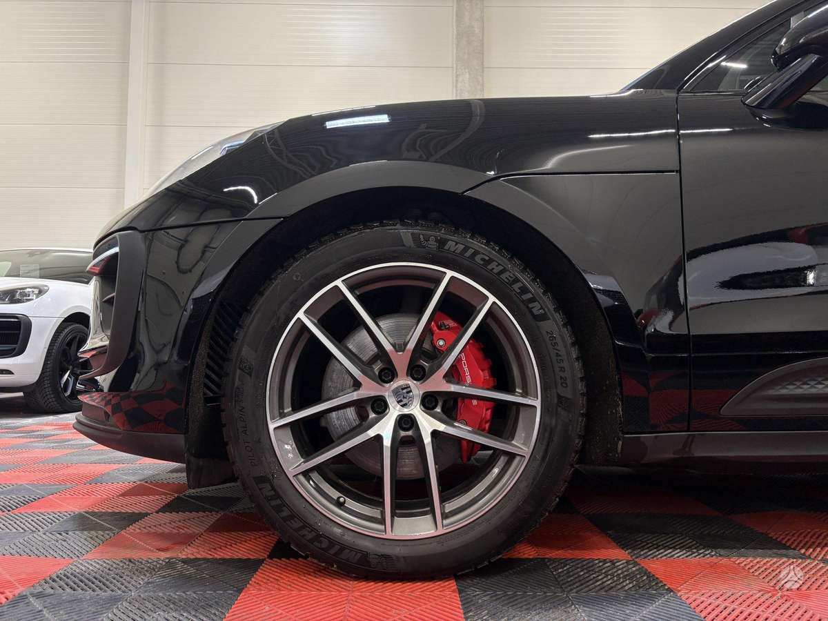 Porsche Macan - 9