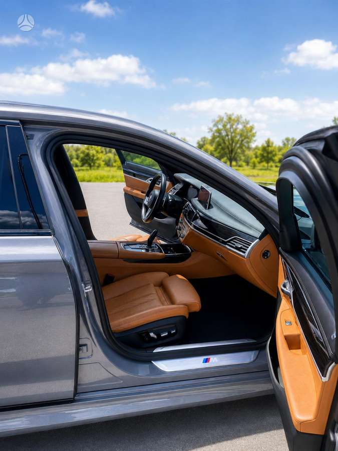 BMW 740, 3.0 l., Седан