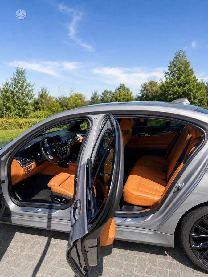 BMW 740, 3.0 l., Седан