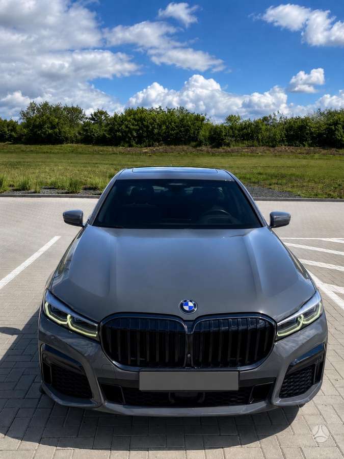 BMW 740, 3.0 l., Седан