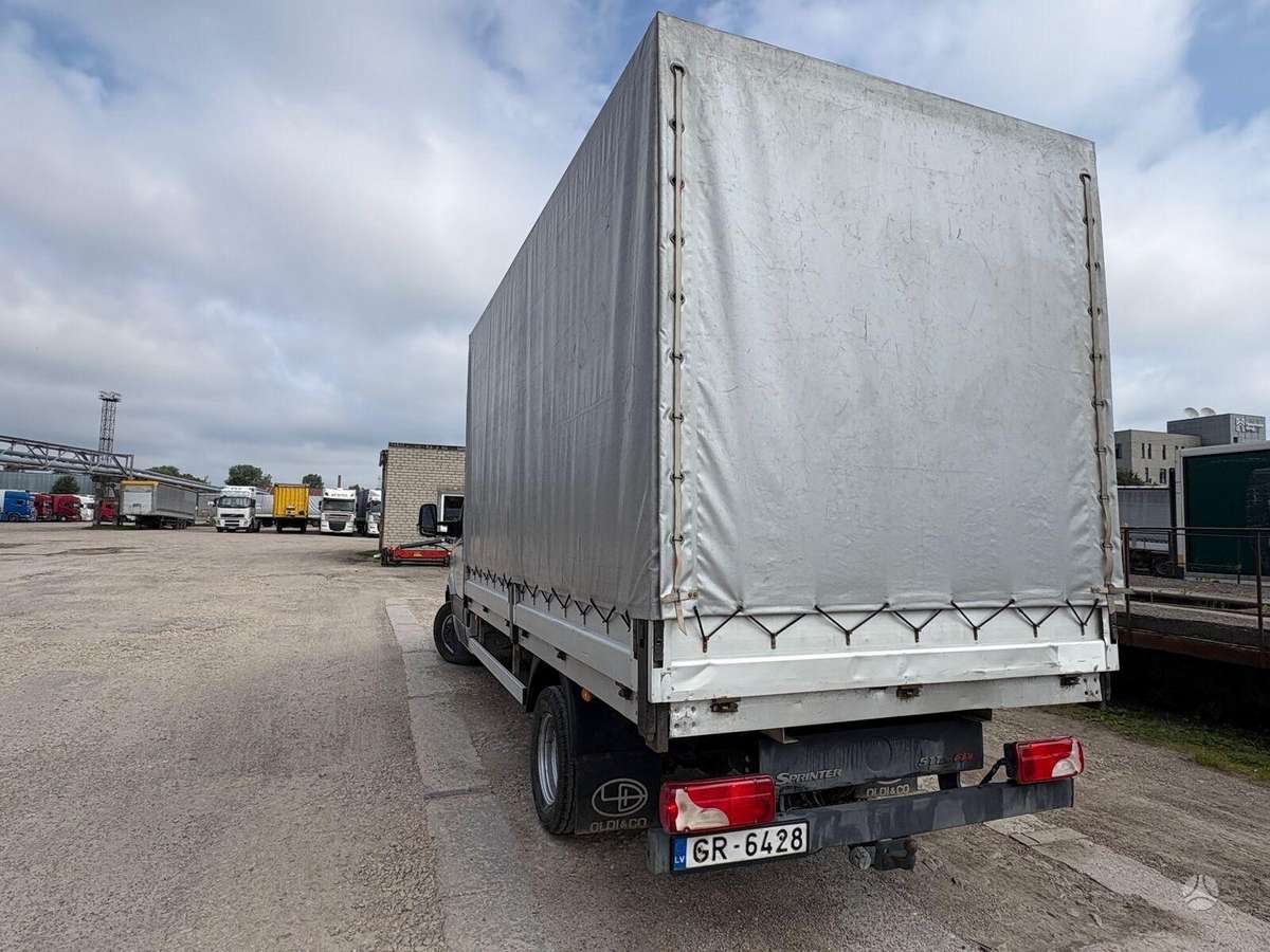 Mercedes-Benz Sprinter 511, bortiniai