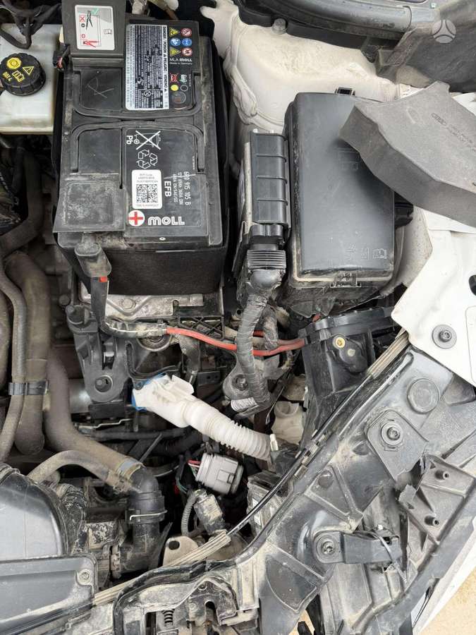 Audi Q2, 1.4 l., Хэтчбек