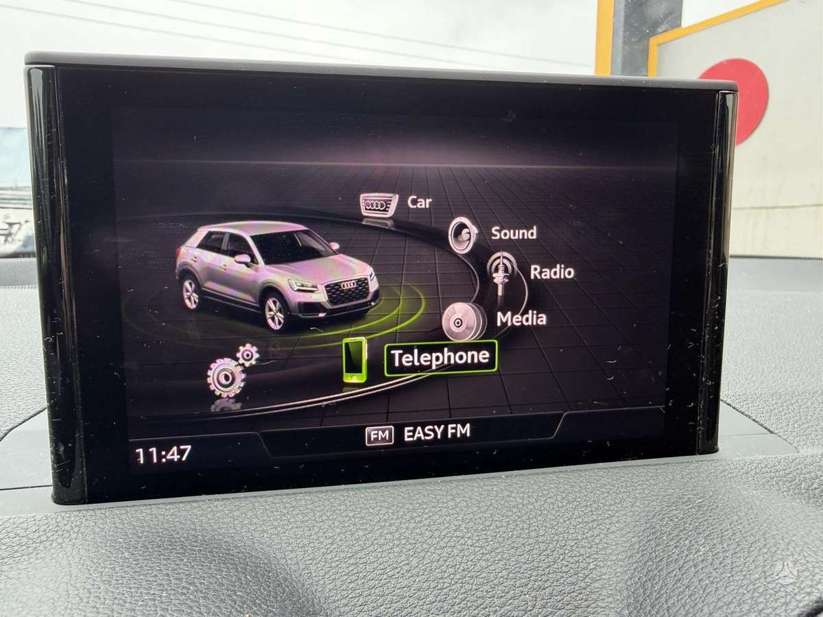 Audi Q2, 1.4 l., Хэтчбек