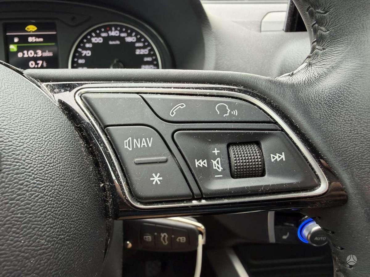 Audi Q2, 1.4 l., Хэтчбек