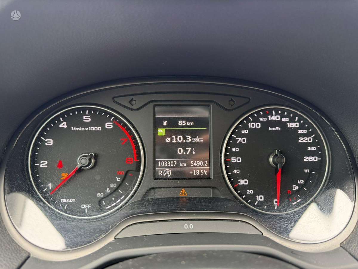 Audi Q2, 1.4 l., Хэтчбек