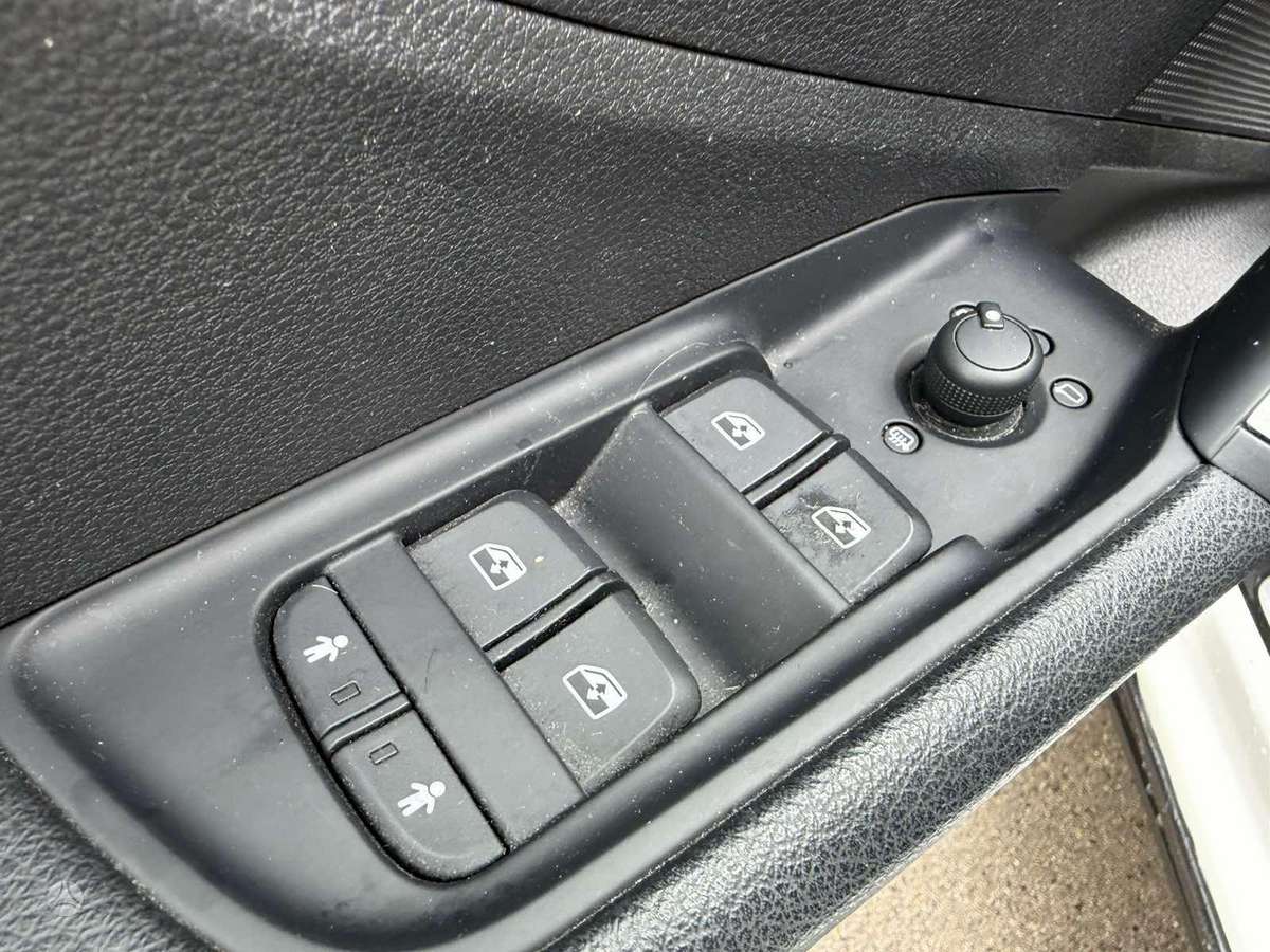 Audi Q2, 1.4 l., Хэтчбек