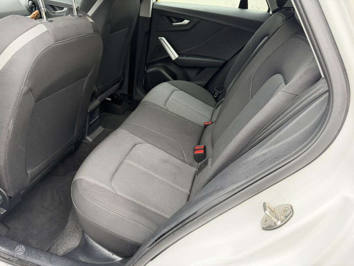 Audi Q2, 1.4 l., hatchback