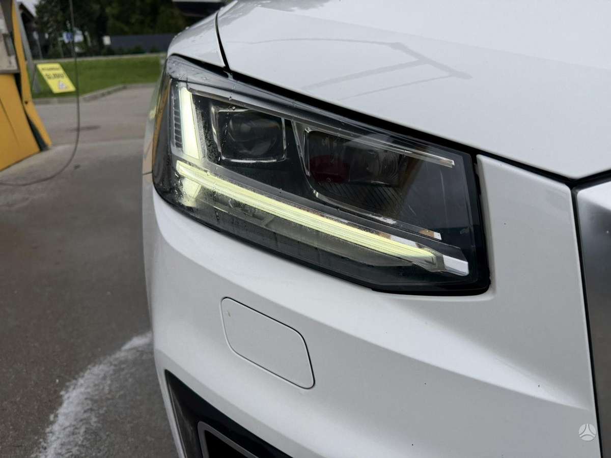 Audi Q2, 1.4 l., Хэтчбек