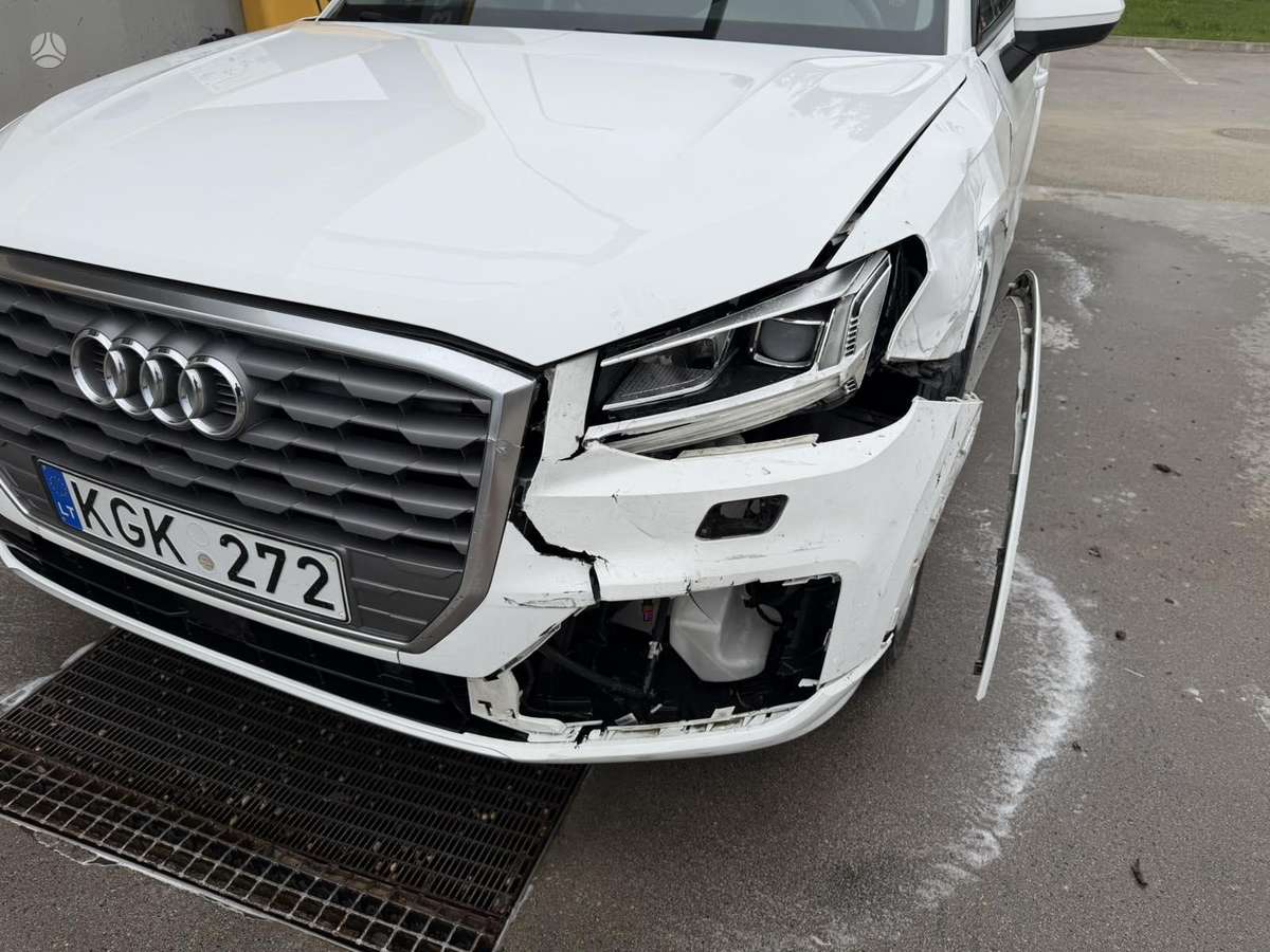 Audi Q2, 1.4 l., Хэтчбек