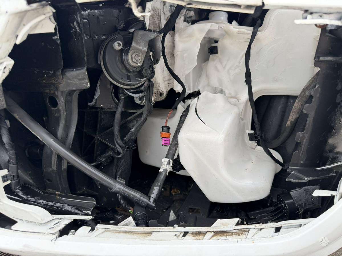 Audi Q2, 1.4 l., hatchback