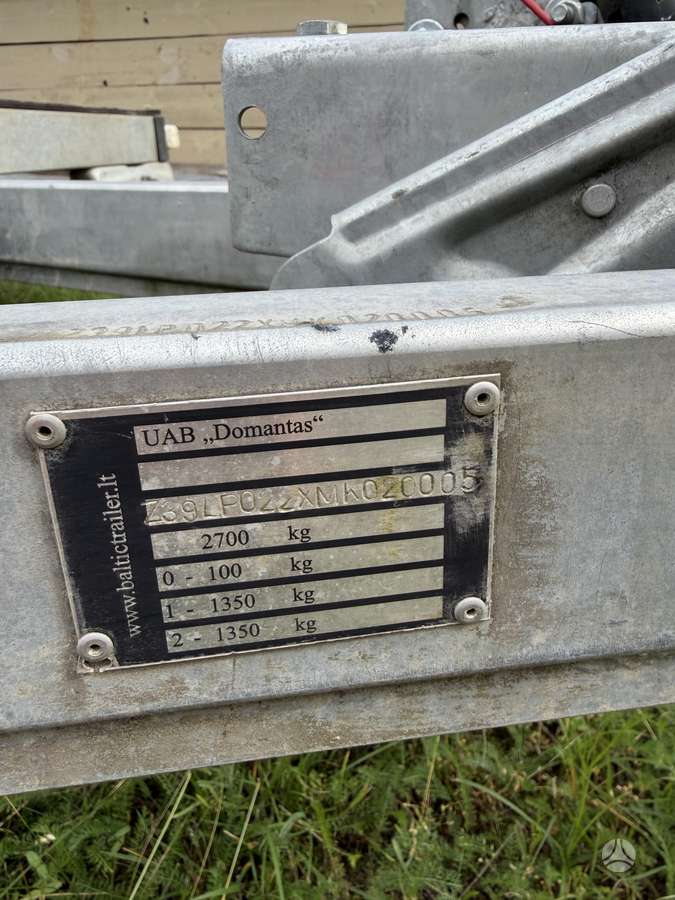 Baltic trailer DMT3, platformas