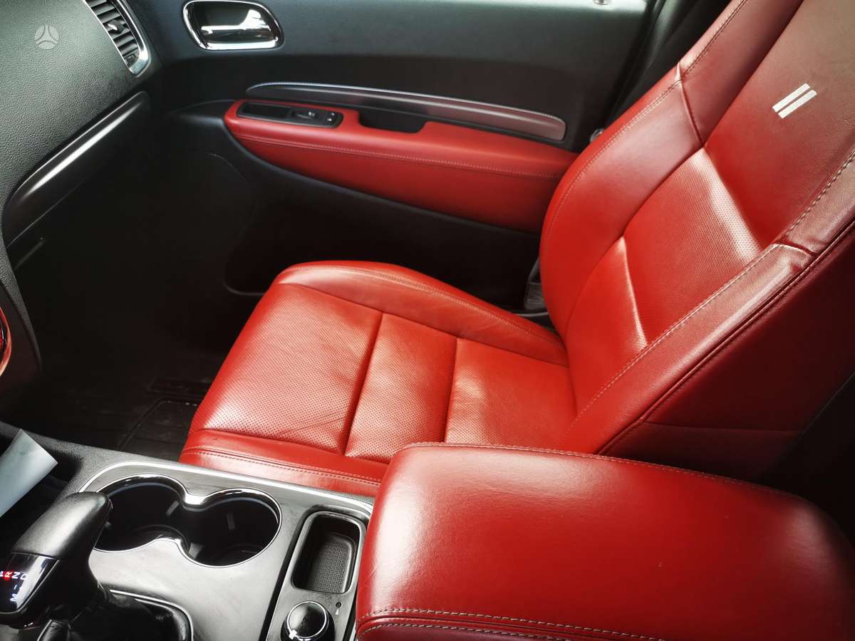 Dodge Durango, 5.7 l., off-road / crossover