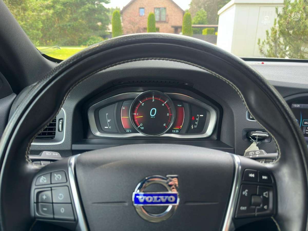 Volvo V60, 2.0 l., Универсал