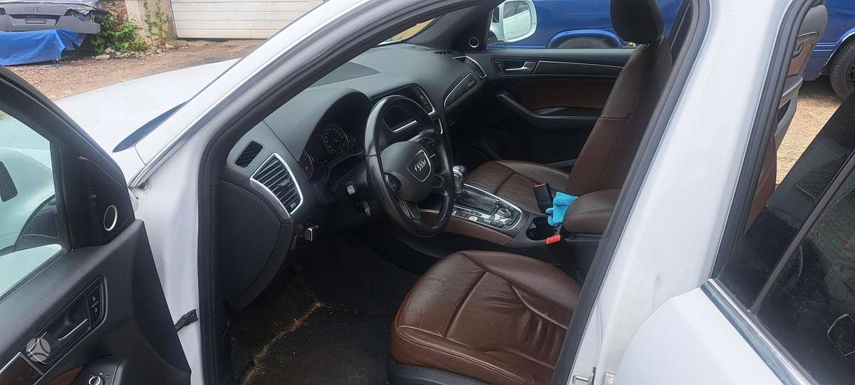 Audi Q5, 2.0 l., Внедорожник / Кроссовер