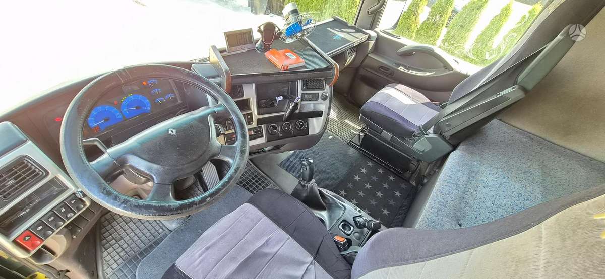 Renault Magnum 480, double sleeper