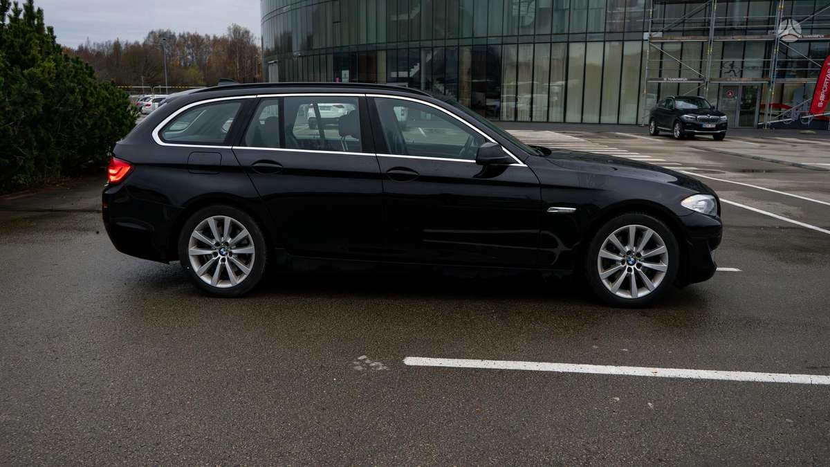BMW 520, 2.0 l., Универсал