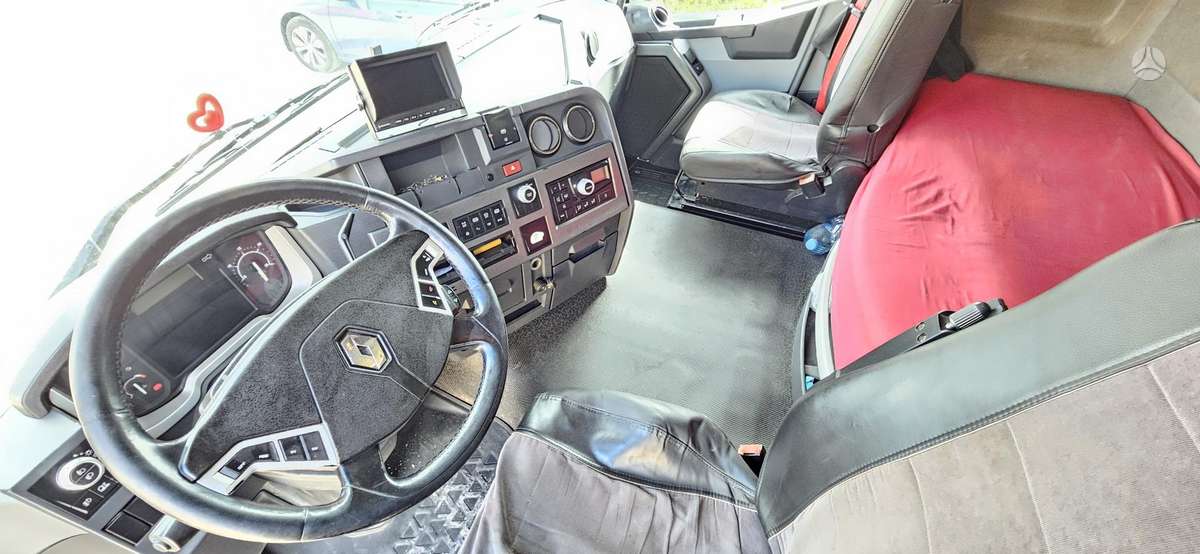 Renault T 460, double sleeper