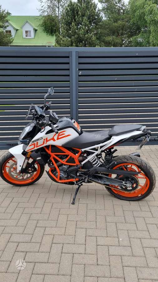 KTM Duke, street / klasikiniai