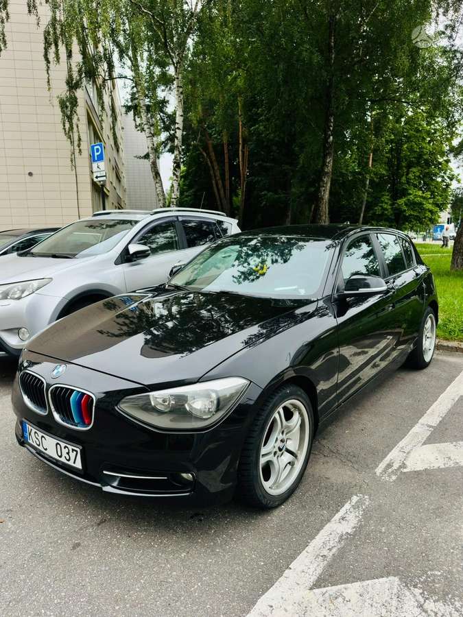 BMW 120, 2.0 l., Хэтчбек
