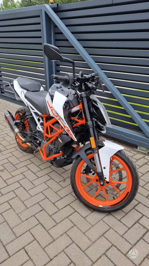 KTM Duke, street / classic