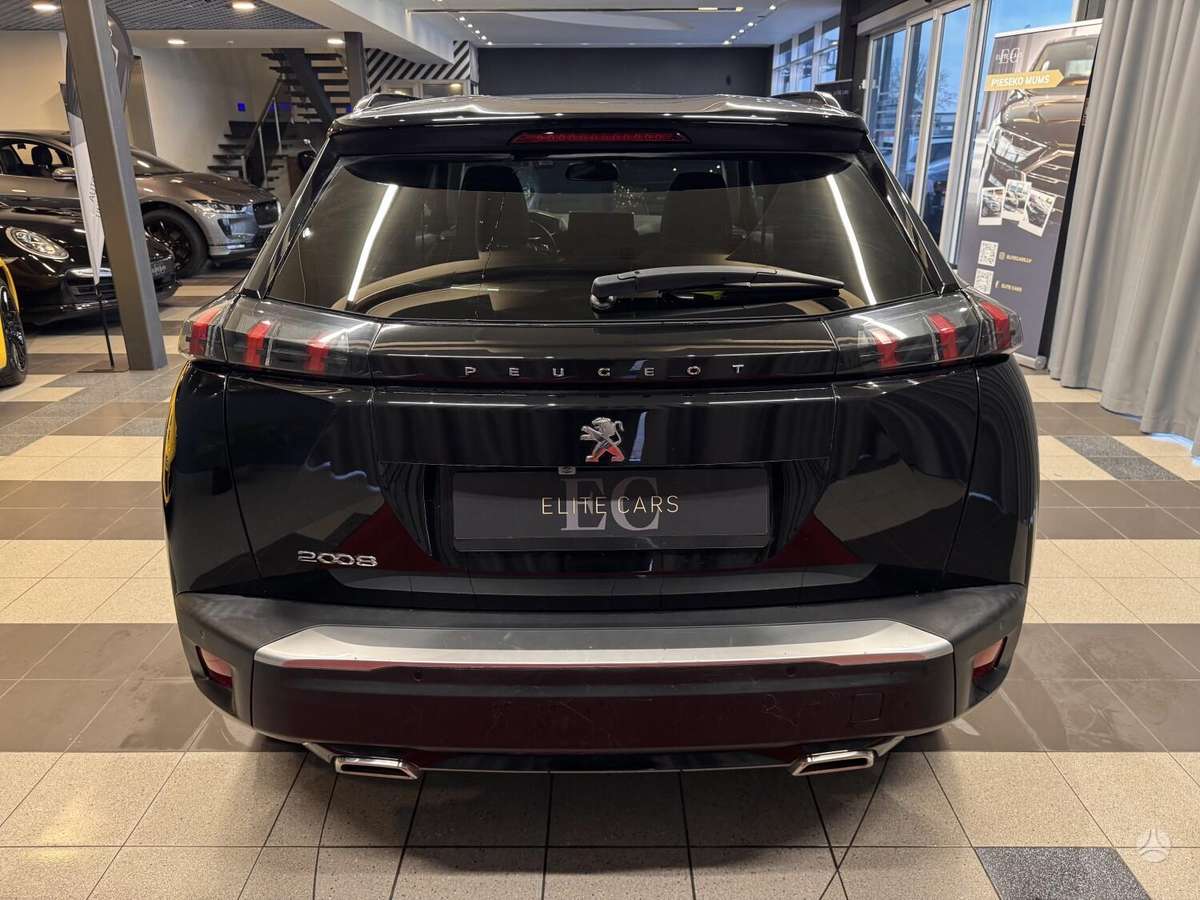 Peugeot 2008 - 4