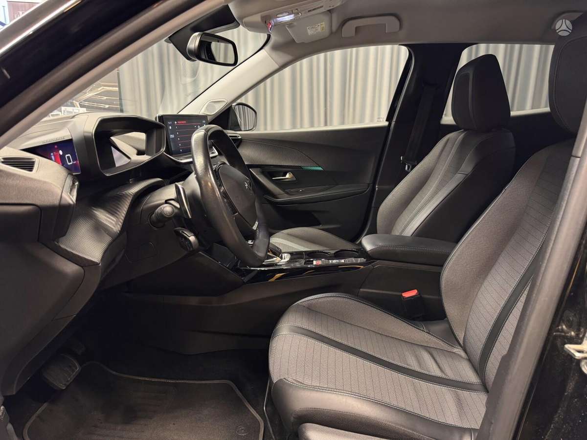 Peugeot 2008 - 7