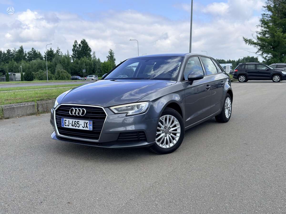 Audi A3, 1.6 l., Хэтчбек