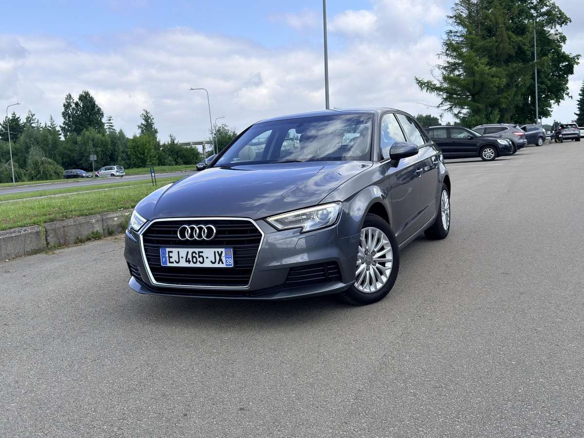 Audi A3, 1.6 l., Хэтчбек
